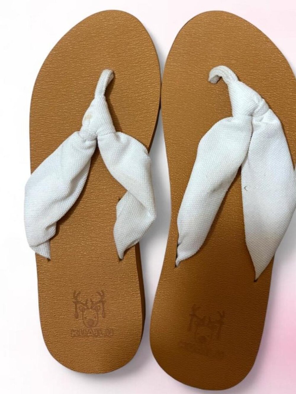 White & tan flip flops with white fabric straps - Size 8.5 NEVER WORN